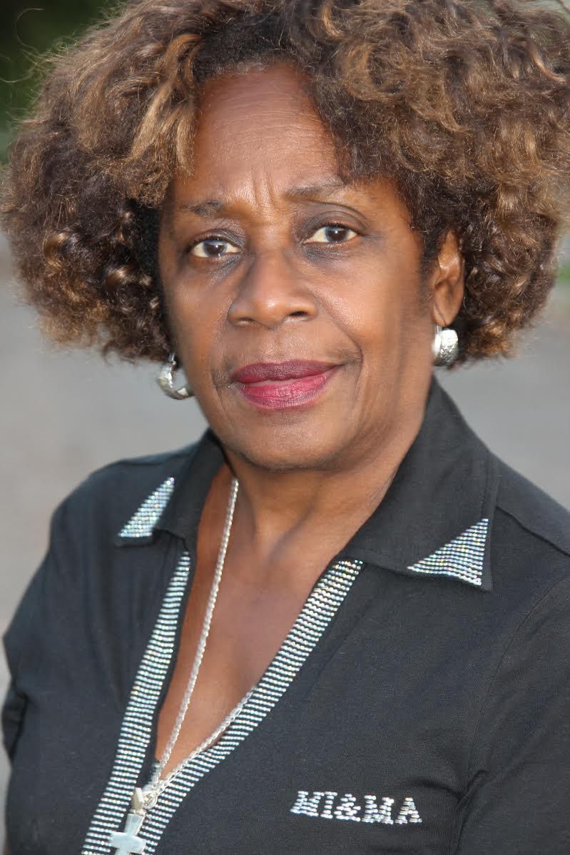  Julia Mirabal Blanco